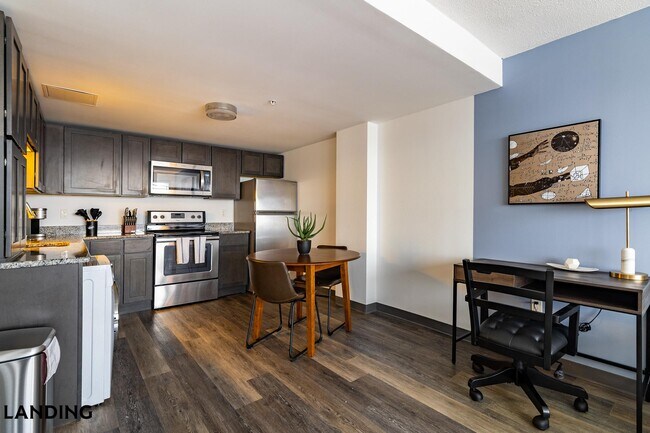 Photo - 50 Morgan St N Unit 1111