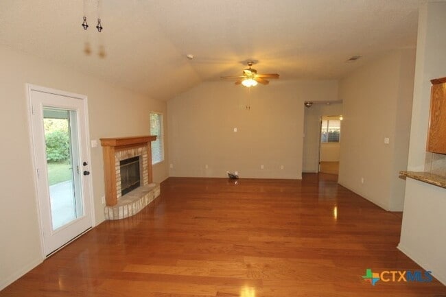 Photo - 924 Northern Dancer Dr