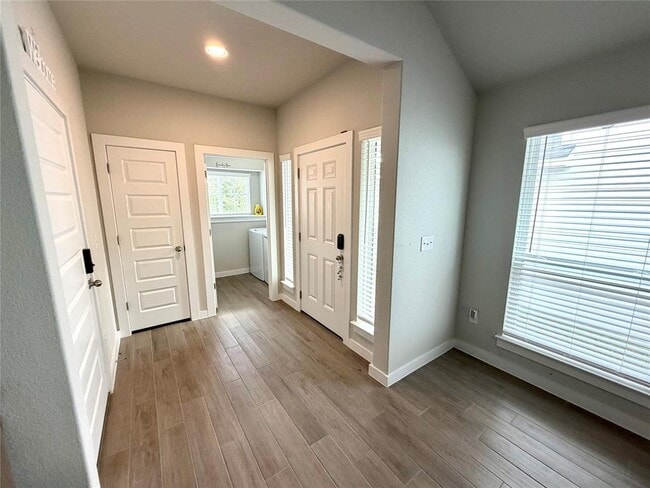 Photo - 159 Appleberry Ln