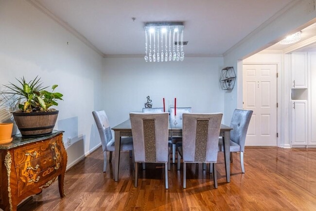 Photo - 27301 Plantation Dr NE