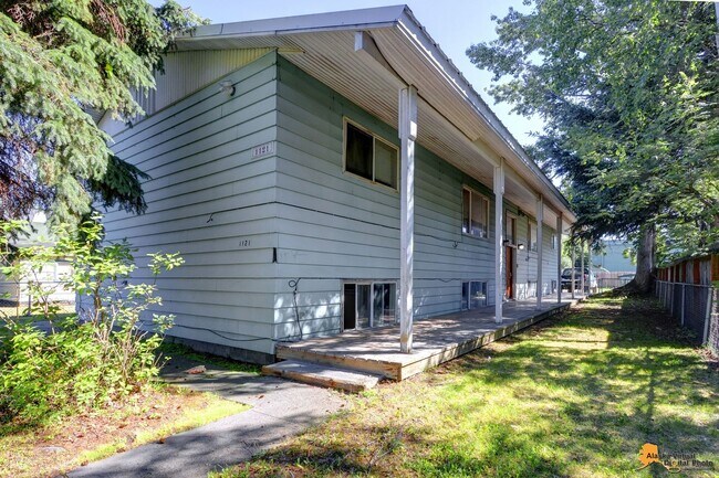 Photo - 1121 Latouche St Unit 2