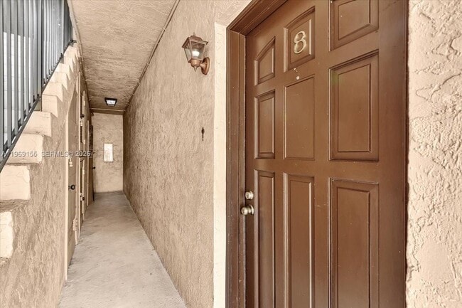 Photo - 3307 NW 108th Dr Unidad 8A