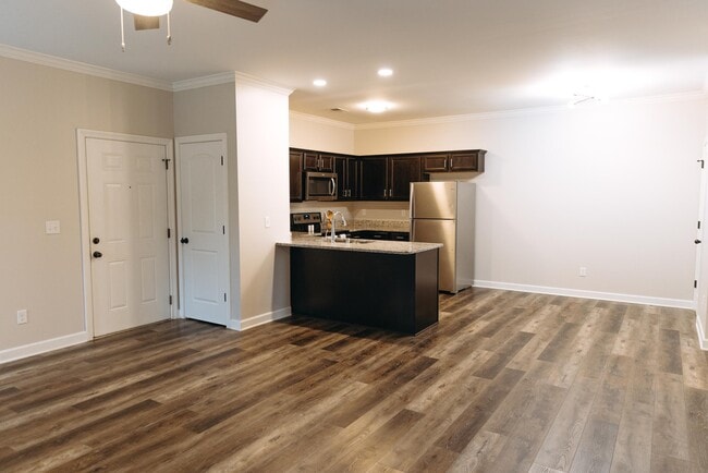 Photo - Laurel Ridge