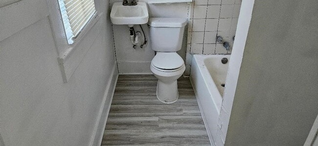 Photo - 2118 Elysian St