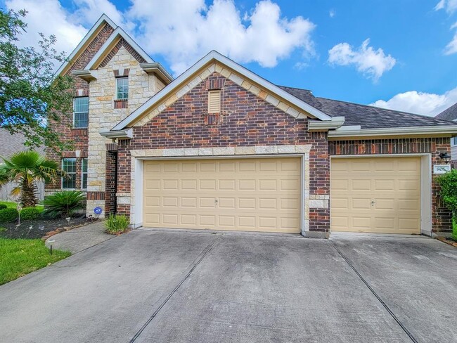 Photo - 805 Arlington Pointe Dr Casa