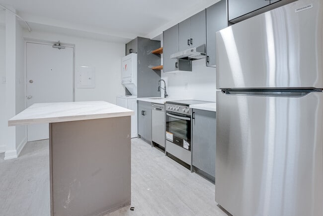 Photo - 642 Hamilton Rd Unit 1B