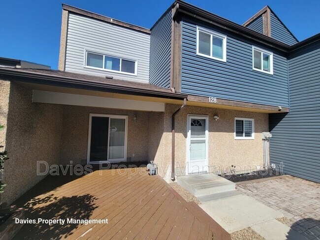 Building Photo - 128 Kaskitayo Ct NW