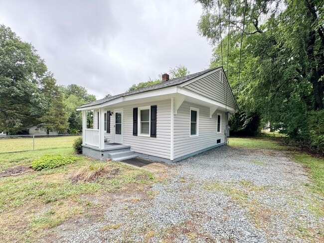 Photo - 2 bedroom home in convenient location