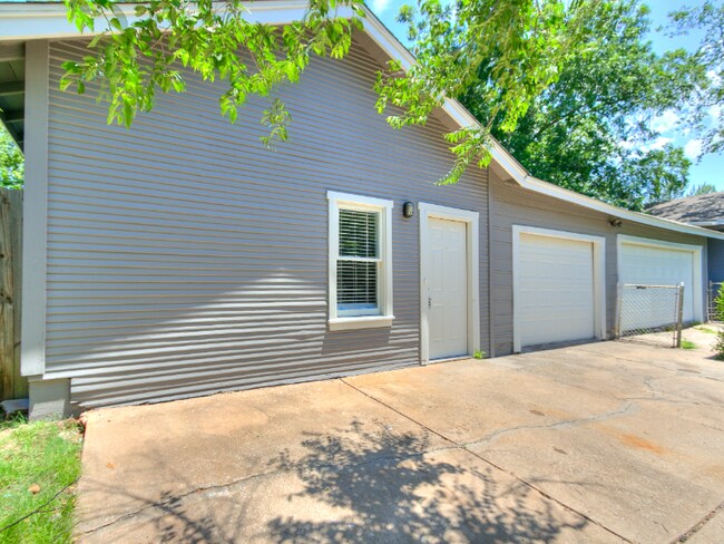 Photo - 4410 N Blackwelder Ave