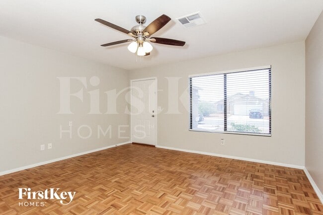 Photo - 3132 W Robin Ln