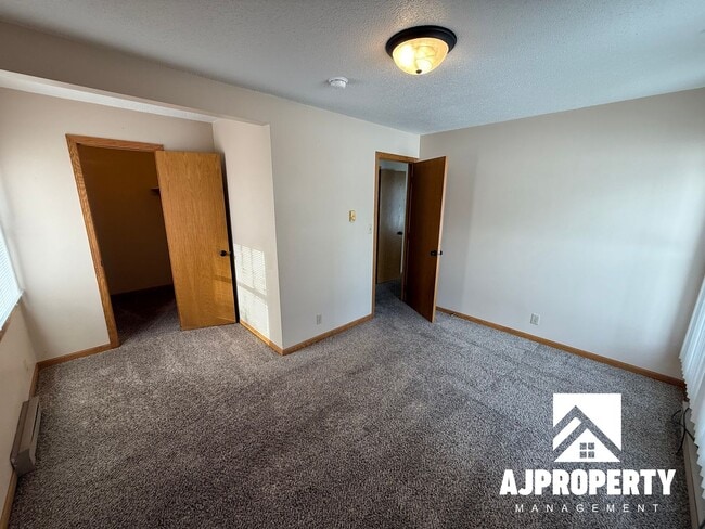 Photo - Canyon Ave Unit 2