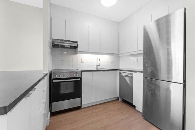 Building Photo - 145 York St Unit 209