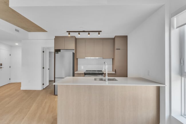 Building Photo - Citizia