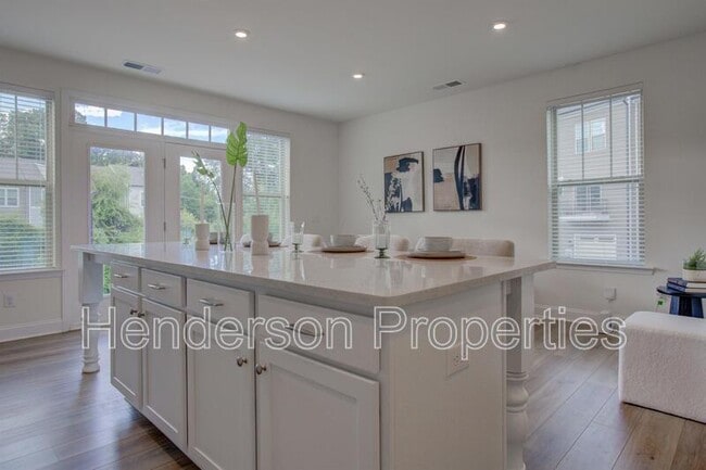 Photo - 112 Judson Ave