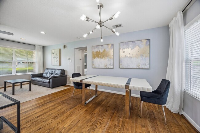 Building Photo - 3237 Rosedale St Unit 2