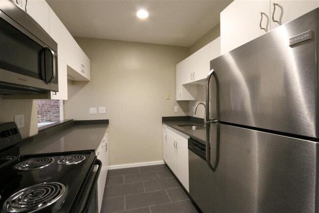 Photo - 25 Bow St Unit 1