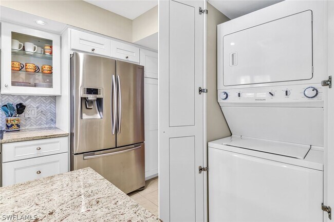 Photo - 3200 Binnacle Dr Unit D3