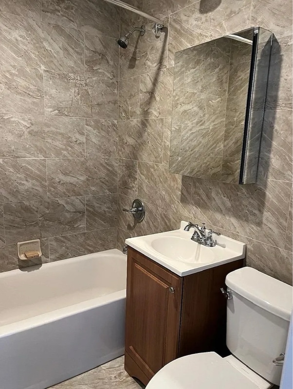 Photo - 5-7 Royalton Pl Unidad 33