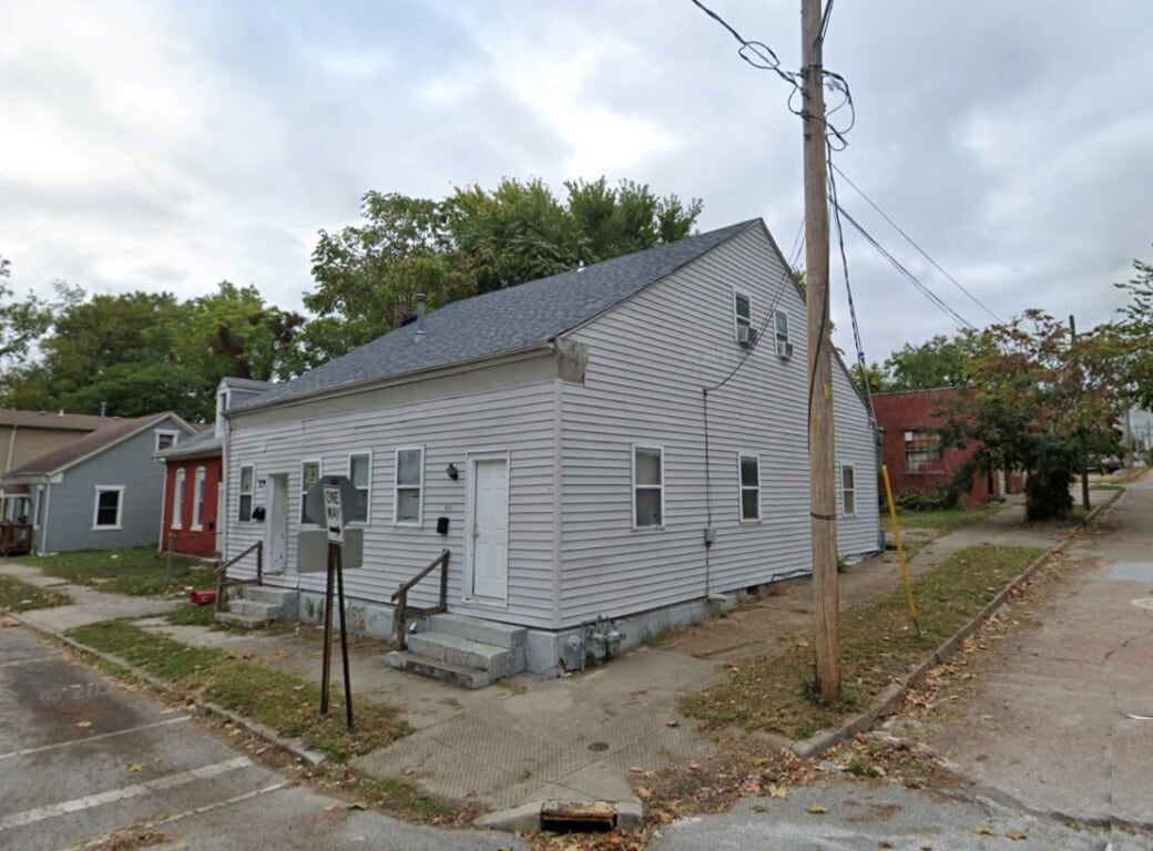 Photo - 402 N 1st St