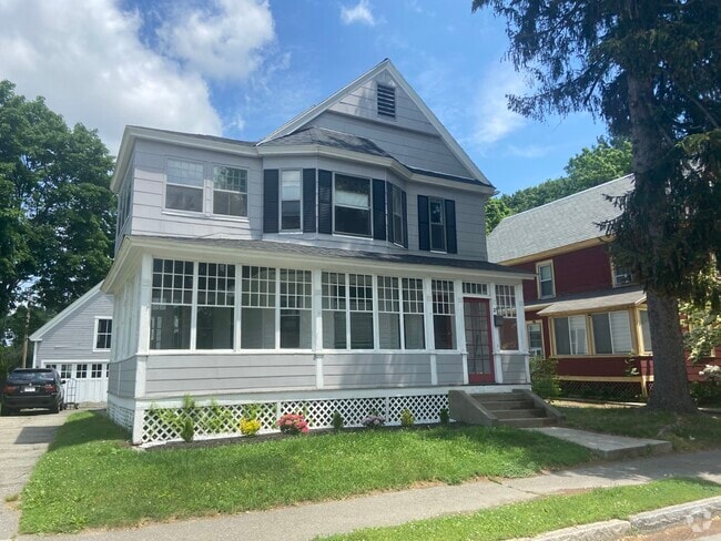Building Photo - 27 Shaffner St Rental