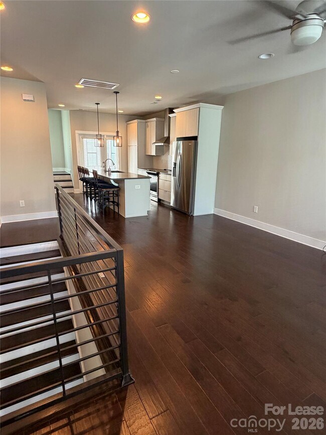 Photo - 1739 Cannon View Ln