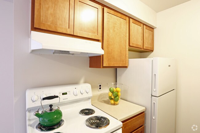 Dos habitaciones - Cocina - Bristol Hills Apartments