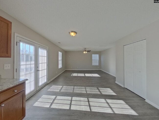 Photo - 482 Fox Trot Dr