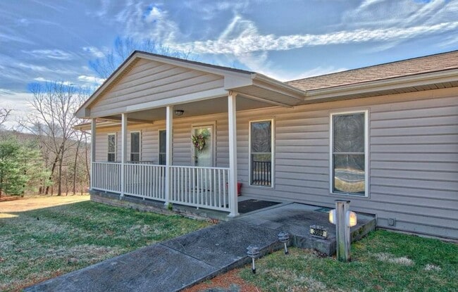 Photo - 3089 Pandapas Pond Rd Unit 3089 Pandapas Pond 1