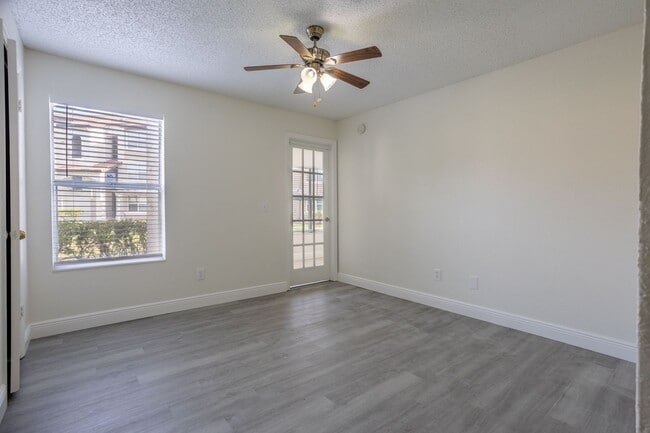 Photo - 5156 Conroy Rd Unit 5156 CR 1116