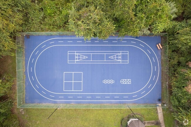 Sports Courts - Parkland at Orange Park