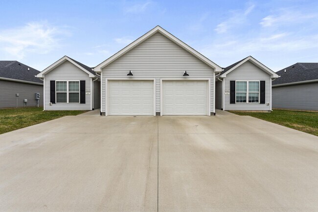 Photo - 266 Walnut Creek Ct Townhome