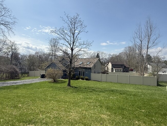 Photo - 23 Mallards Landing S