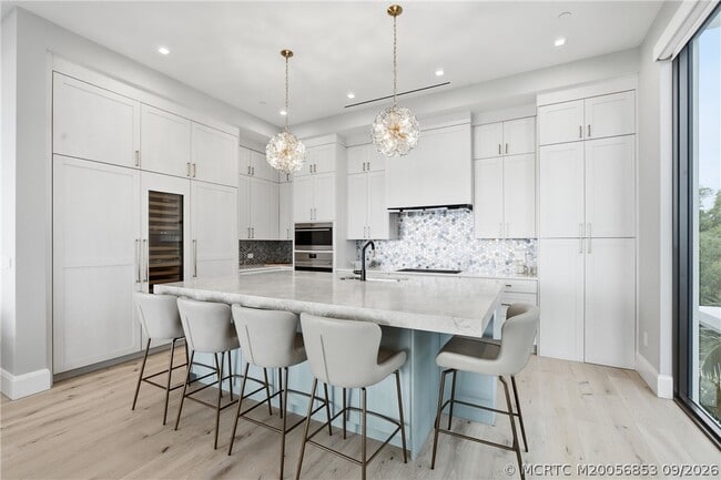 4356 Diamond Shrs Wy