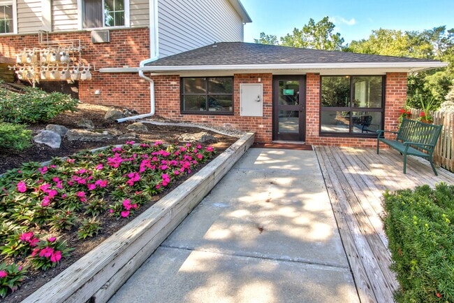 Photo - Capitol View