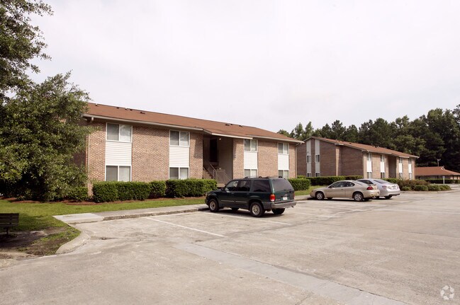 Photo - Foxcreek Apartments