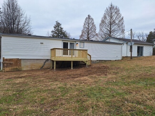 Photo - Country Living at its Best!!