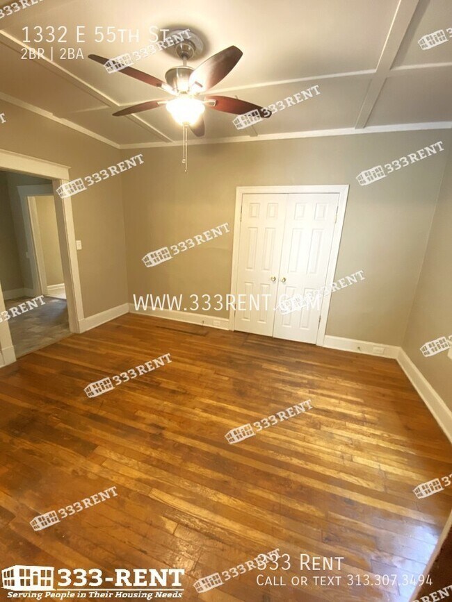 Photo - 1332 E 55th St