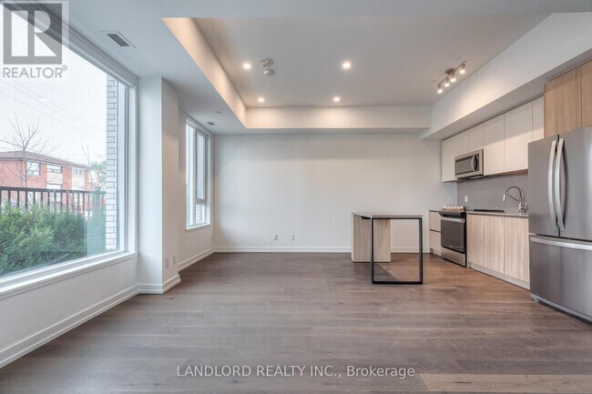 Photo - 15 Maryport Ave Unité 105