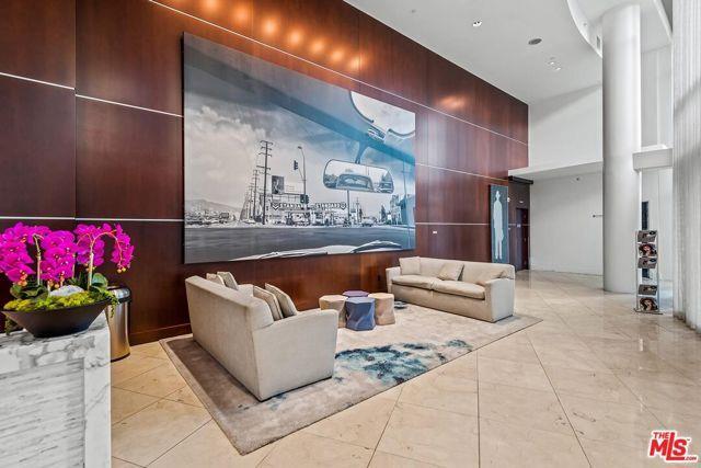 Building Photo - 13700 Marina Pointe Dr Unit 1822