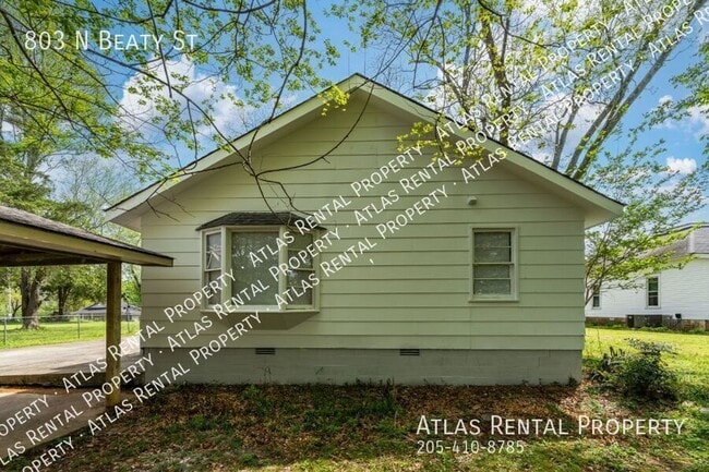 Photo - 803 N Beaty St