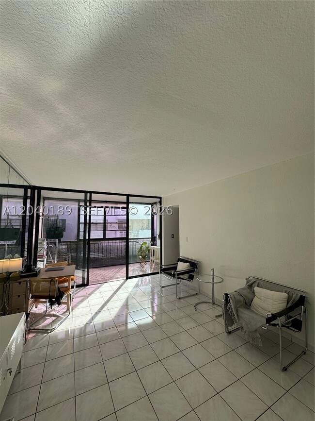 Photo - 2539 S Bayshore Dr Unit 320A