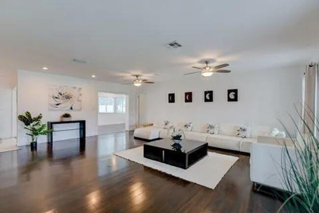 Photo - 3170 NW 68th Ct