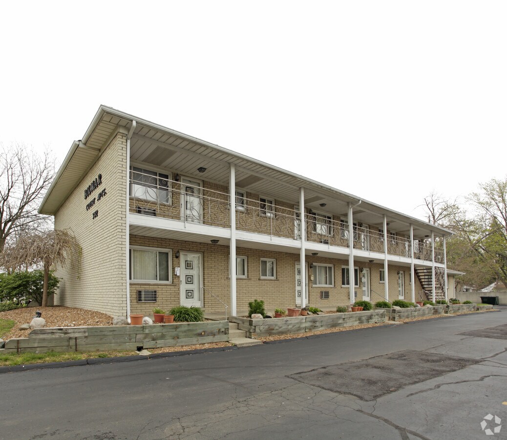 Photo - Bilmar Court Apartments