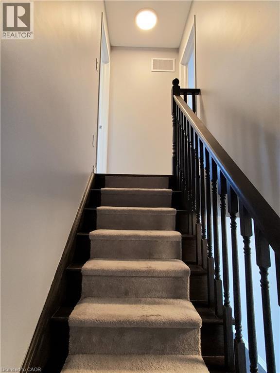 Photo - 124 Daylily Ln