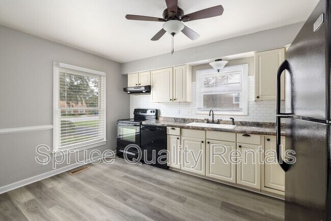 Photo - 5215 Peppercorn St