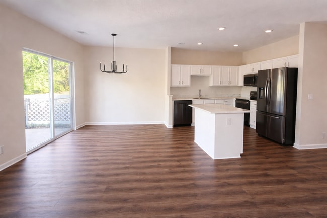 Photo - 1345 Bell Rd