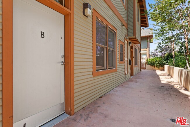 2317 Scarff St Unit B