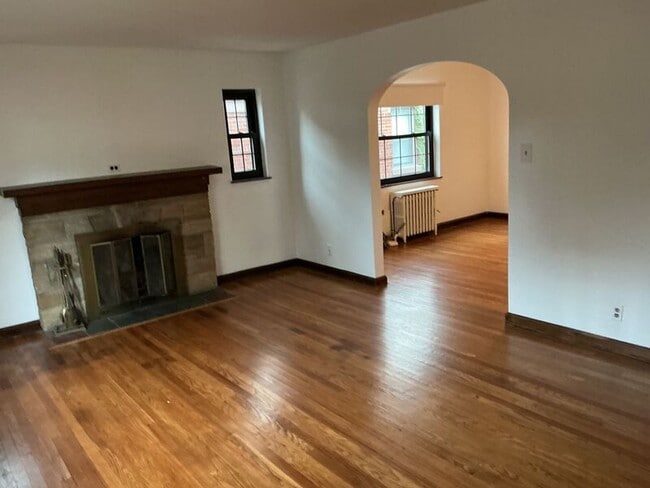 Photo - 3790 Grovedale Pl