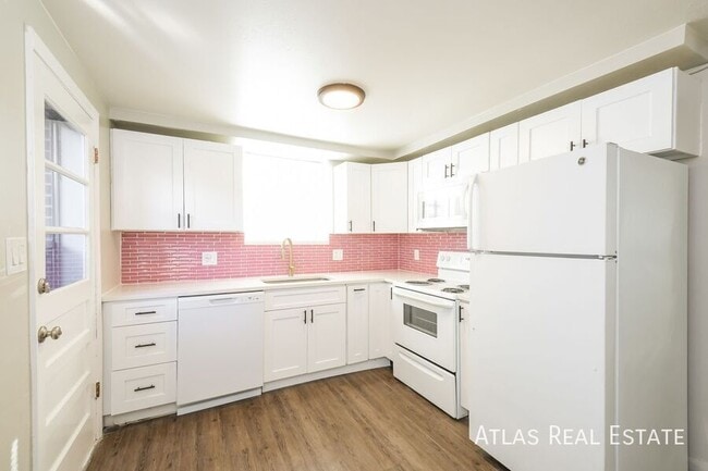 Building Photo - 6035 W 39th Ave Unit 6035