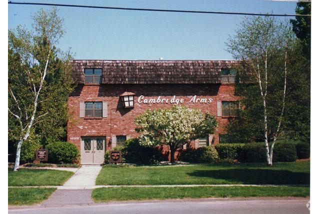 Building Photo - Cambridge Arms Rental